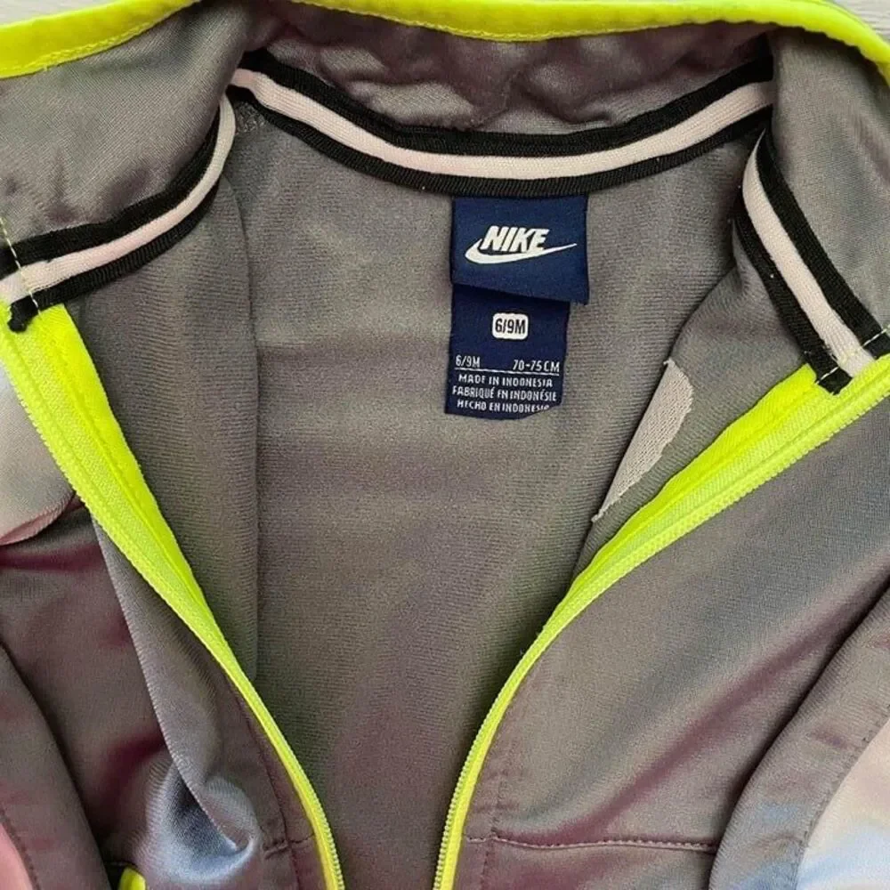 nike zip up jacket 6/9‎ months